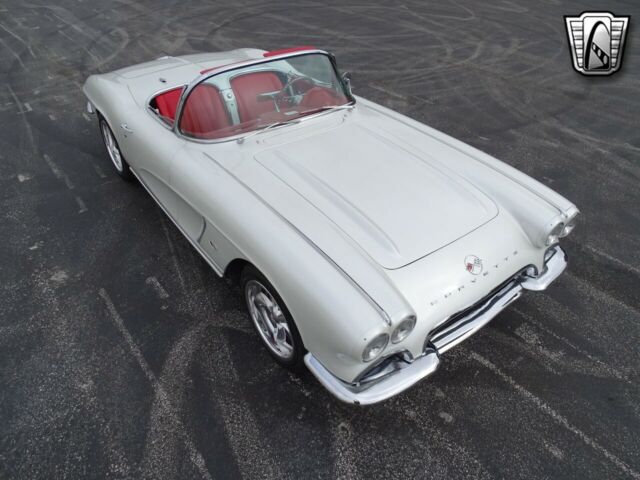 Chevrolet Corvette 1962 image number 33