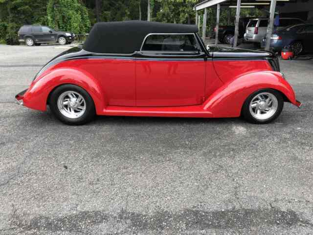 Ford Coupe 1937 image number 30