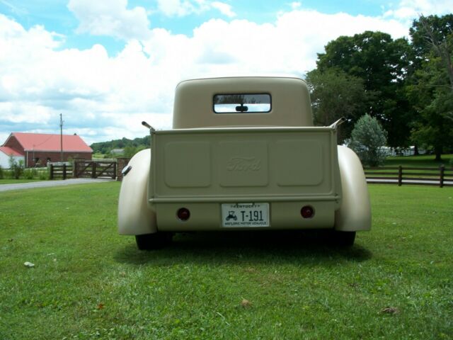 Ford 1/2 Ton Pickup 1941 image number 17