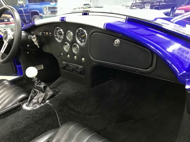 AC Cobra 1965 image number 16