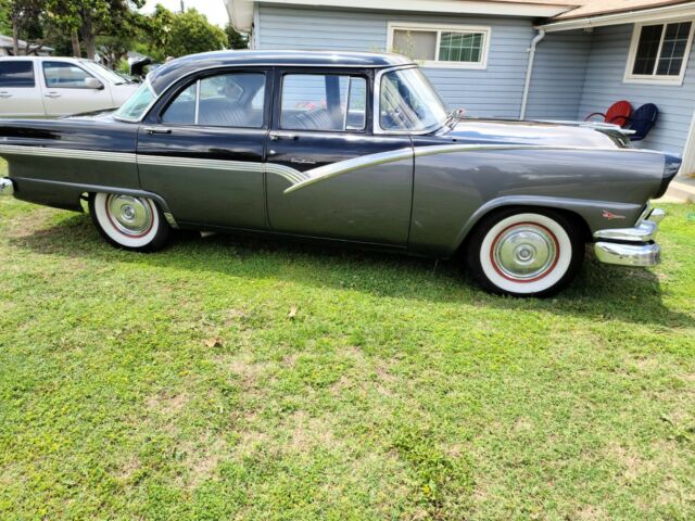 Ford Fairlane 1956 image number 22