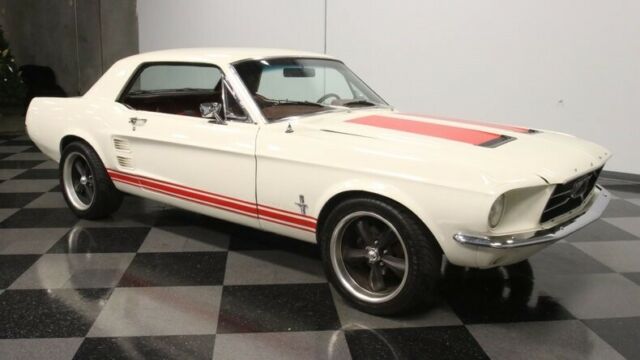 Ford Mustang 1967 image number 17