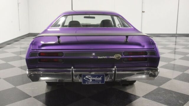 Plymouth Duster 1971 image number 11