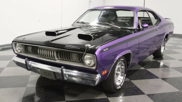 Plymouth Duster 1971 image number 29