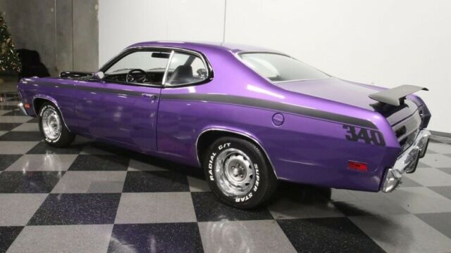 Plymouth Duster 1971 image number 32