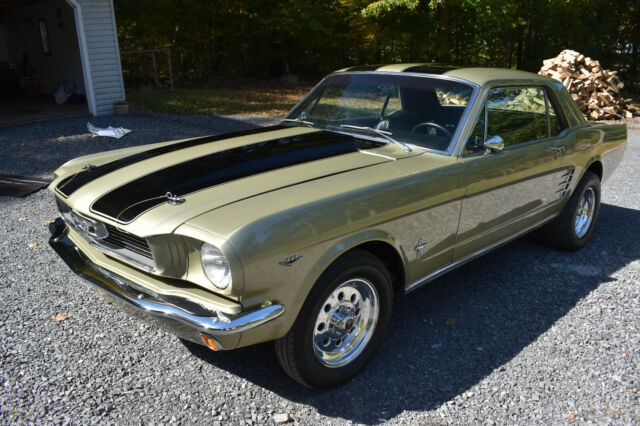 Ford Mustang 1966 image number 2