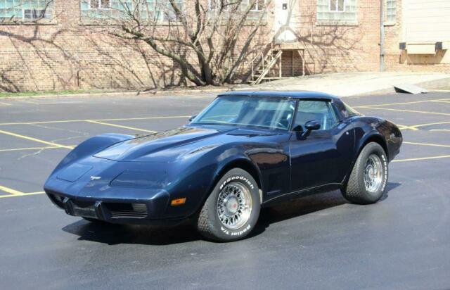 Chevrolet Corvette 1979 image number 1