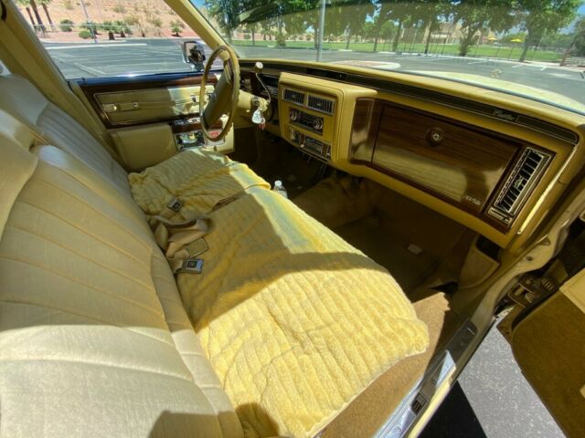 Cadillac DeVille 1978 image number 15