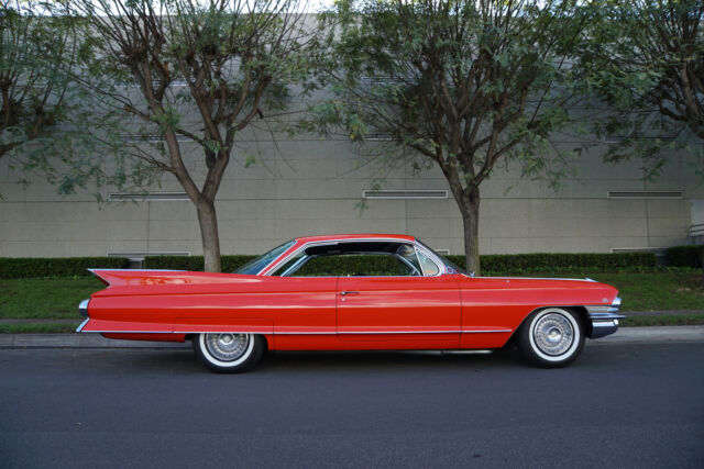 Cadillac DeVille 1961 image number 26