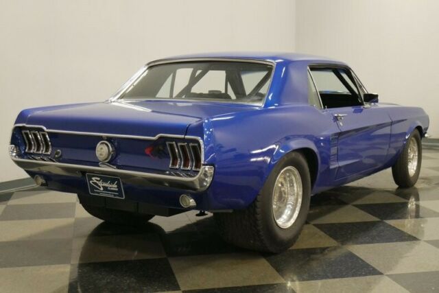 Ford Mustang 1967 image number 12