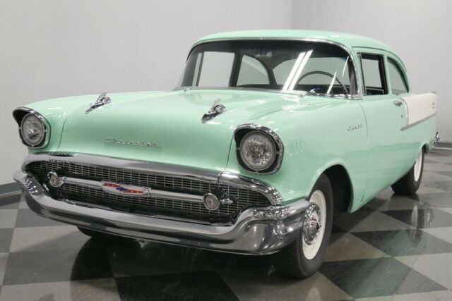 Chevrolet Bel Air/150/210 1957 image number 44