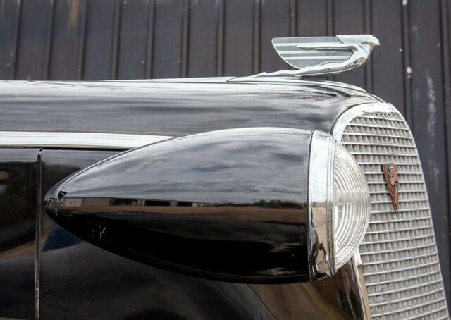 Cadillac Series 60 Special 1937 image number 26