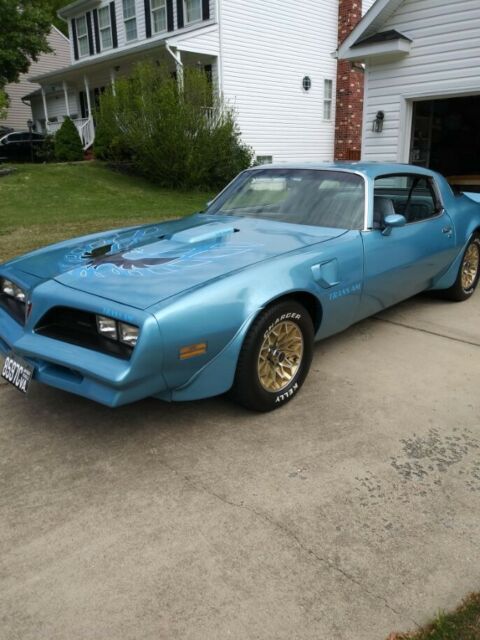 Pontiac Trans Am 1977 image number 0