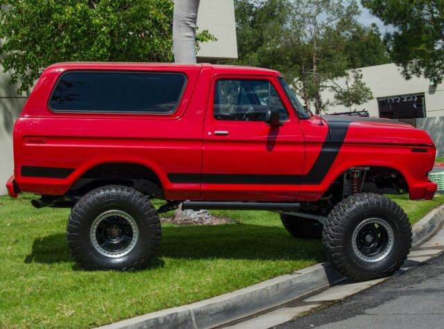 Ford Bronco 1979 image number 1