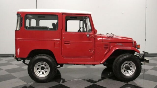 Toyota FJ Cruiser 1961 image number 16