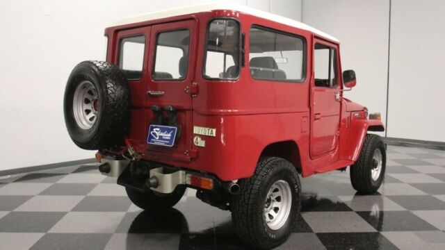 Toyota FJ Cruiser 1961 image number 38