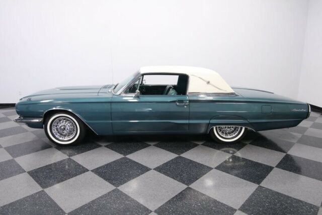 Ford Thunderbird 1966 image number 2