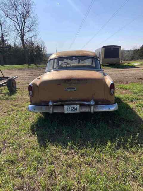 Chevrolet Bel Air 1954 image number 2