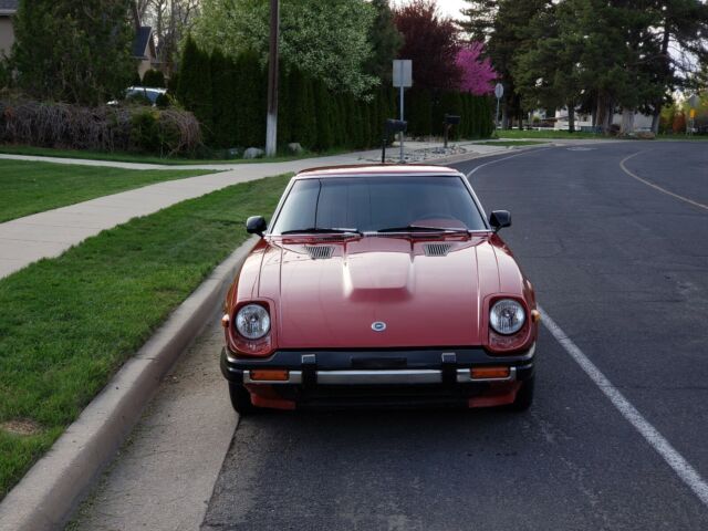 Datsun 280ZX 1979 image number 1