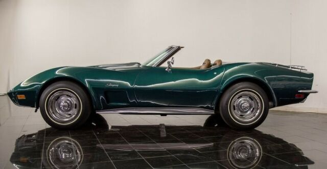 Chevrolet Corvette 1973 image number 4