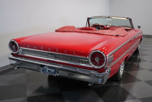 Ford Galaxie 1963 image number 12