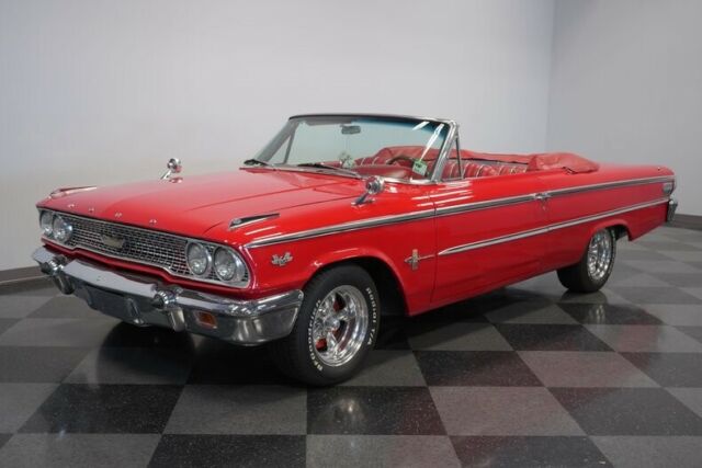 Ford Galaxie 1963 image number 21