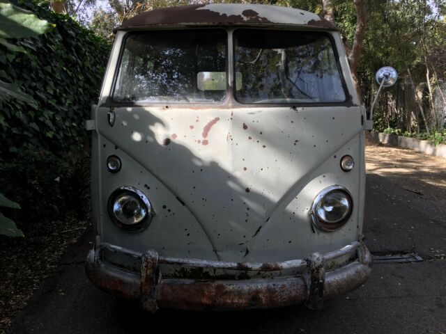 Volkswagen Bus/Vanagon 1961 image number 14