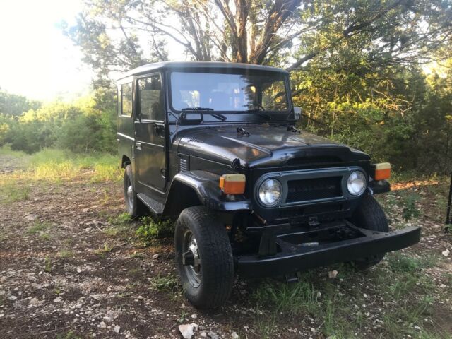 Toyota FJ Cruiser 1978 image number 0