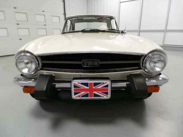 Triumph TR-6 1976 image number 2