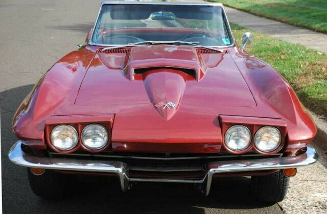 Chevrolet Corvette 1965 image number 12