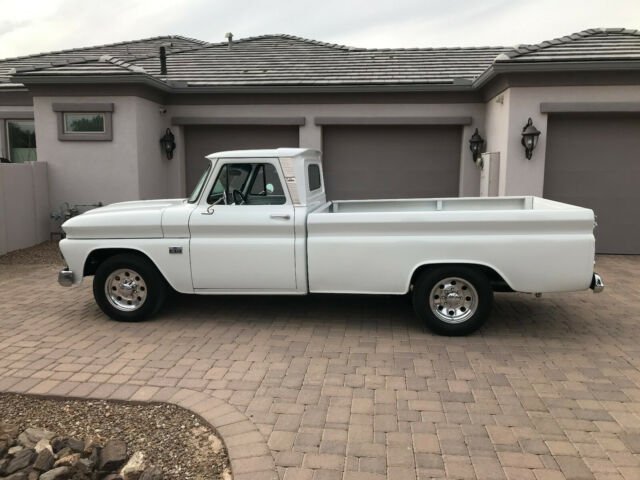 Chevrolet C-10 1966 image number 2