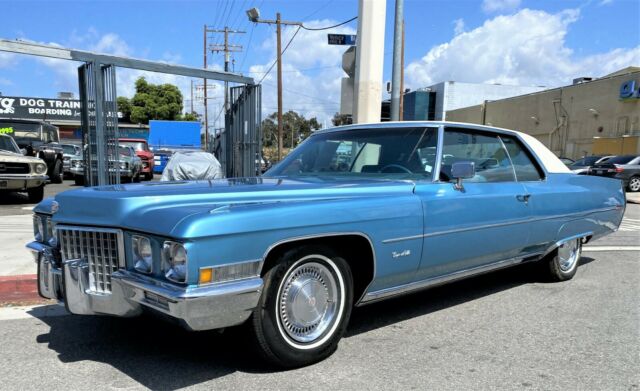 Cadillac DeVille 1971 image number 2