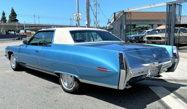 Cadillac DeVille 1971 image number 28