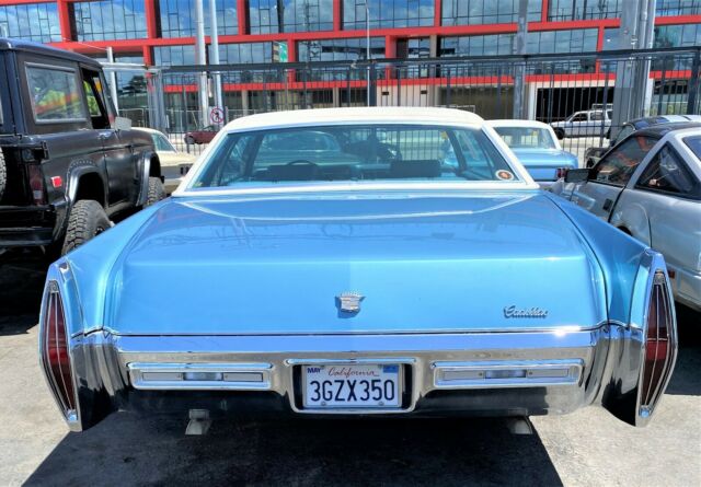 Cadillac DeVille 1971 image number 31