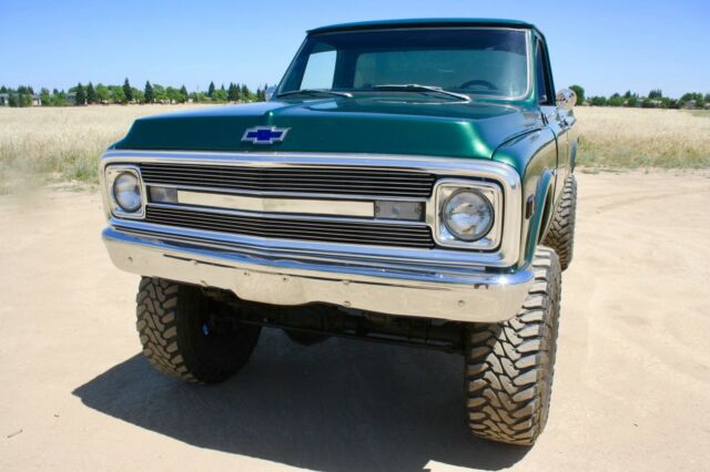 Chevrolet C-10 1970 image number 2