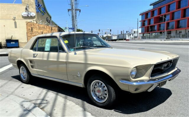 Ford Mustang 1967 image number 27