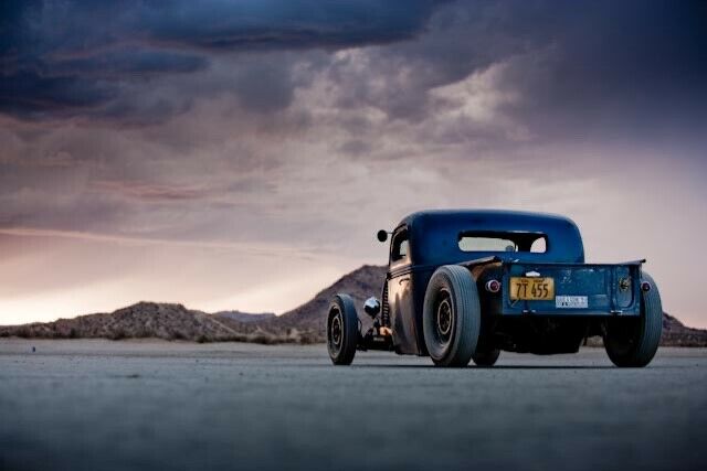 Ford Pickup 1938 image number 1