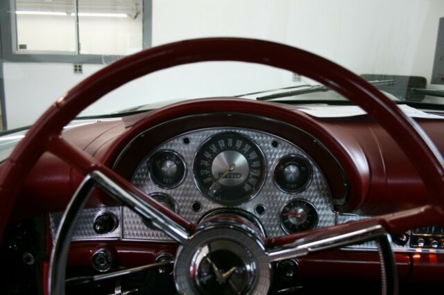 Ford Thunderbird 1957 image number 12