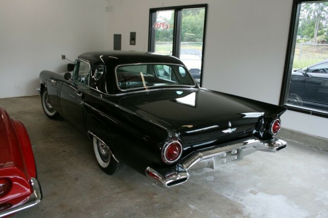 Ford Thunderbird 1957 image number 20