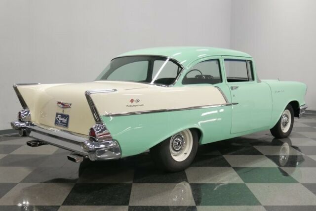 Chevrolet Bel Air/150/210 1957 image number 37