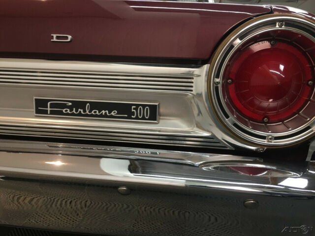 Ford Fairlane 1964 image number 21