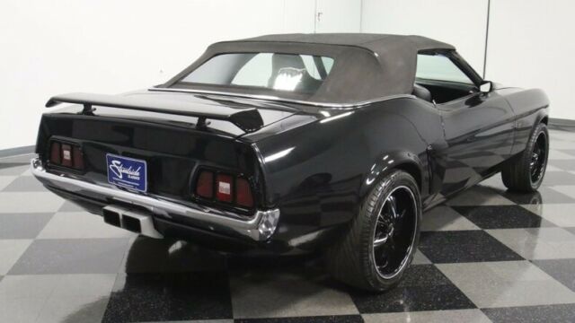 Ford Mustang 1972 image number 13