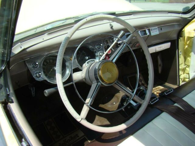 Studebaker Commander 1955 image number 14