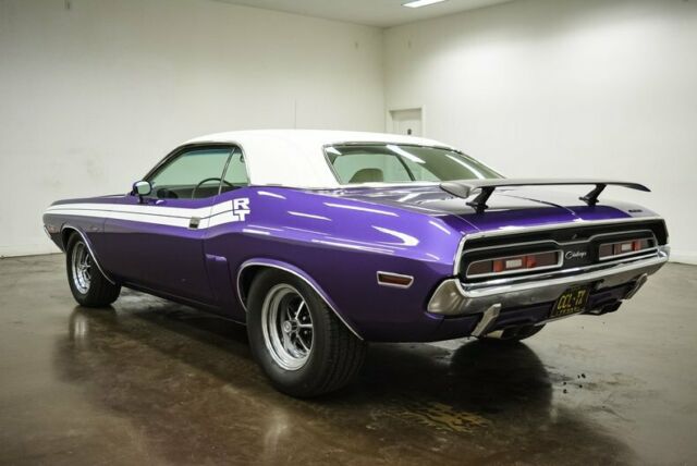 Dodge Challenger 1971 image number 28