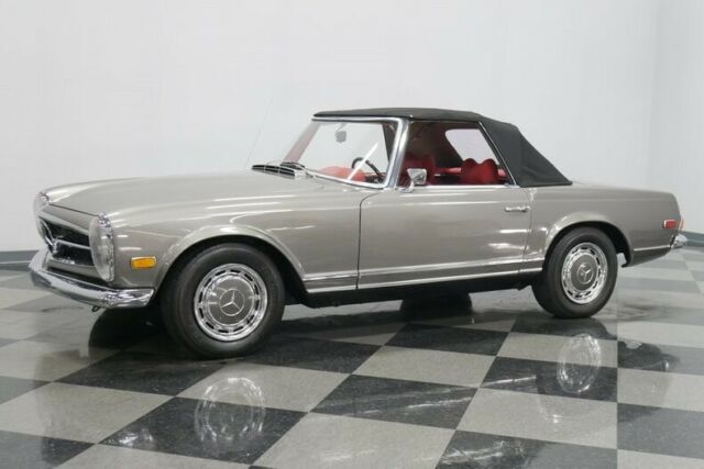 Mercedes-Benz SL-Class 1970 image number 22