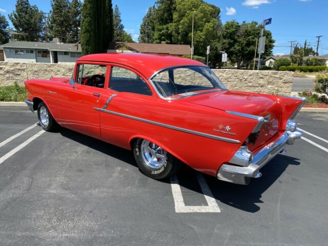 Chevrolet Bel Air/150/210 1957 image number 2