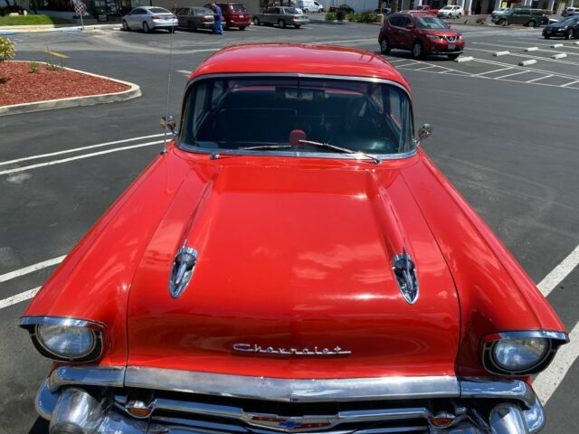 Chevrolet Bel Air/150/210 1957 image number 26