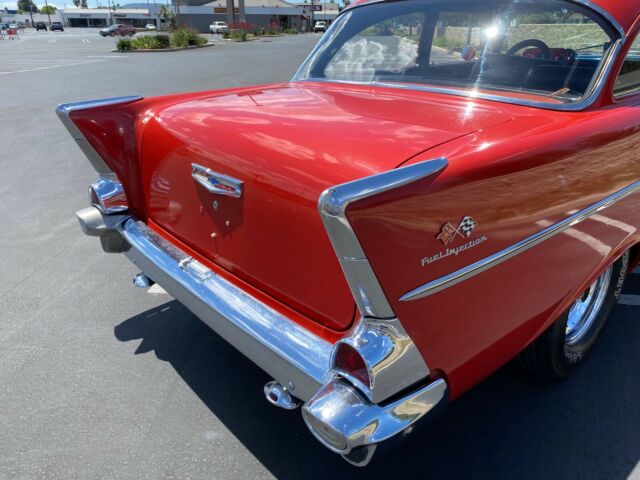 Chevrolet Bel Air/150/210 1957 image number 32