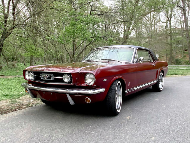 Ford Mustang 1966 image number 23