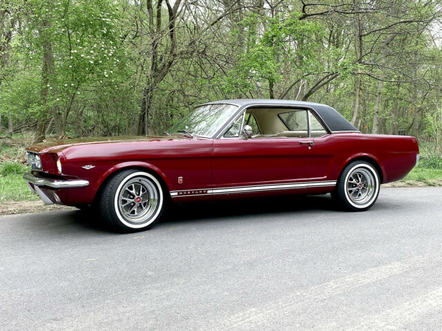 Ford Mustang 1966 image number 27